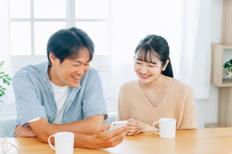 安いiPhoneでも問題なく使える？夫婦で買い替え費用を抑えるための確認ポイント